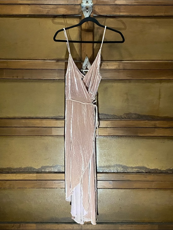 Reformation Dresses & Skirts - Reformation Crushed Velvet Dusty Pink High Low Wrap Spaghetti Strap Dress Sz M